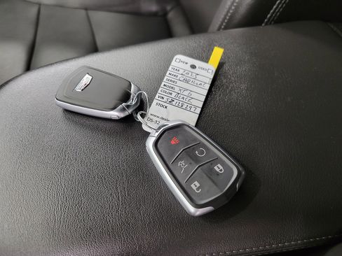 Certified 2025 Cadillac XT6 Premium Luxury image 29