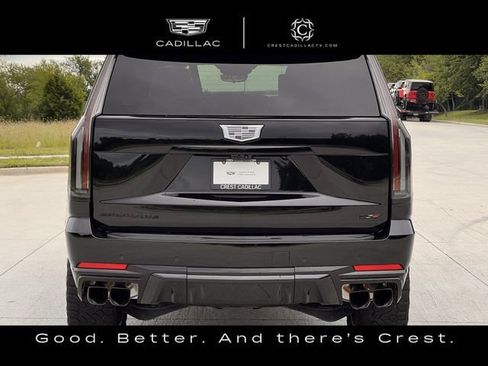 Used 2025 Cadillac Escalade V AWD/4WD image 6