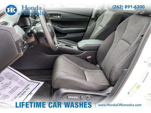 Used 2024 Honda Accord EX image 9