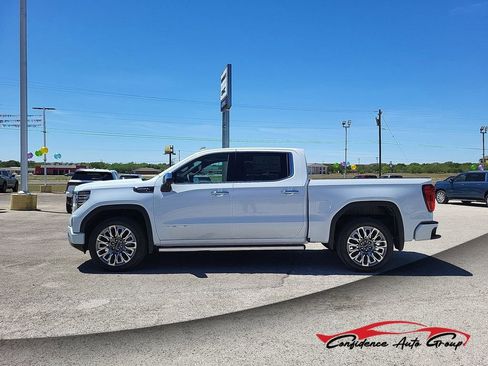 New 2026 GMC Sierra 1500 Denali Ultimate w/ LPO, Black Badging Package image 1