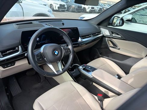 Used 2023 BMW X1 xDrive28i w/ Premium Package AWD/4WD image 5