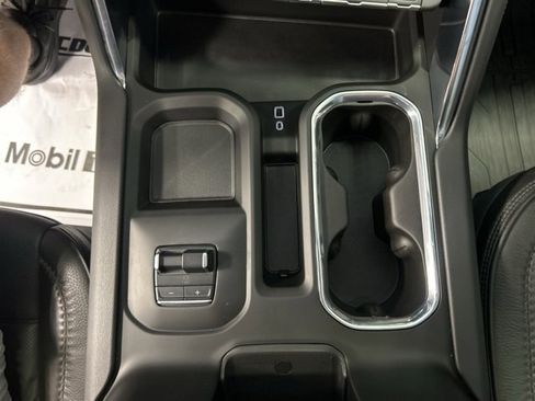 Used 2025 GMC Sierra 3500 Denali w/ Denali Reserve Package image 28