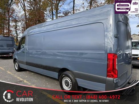 Used 2019 Mercedes-Benz Sprinter 170 image 4