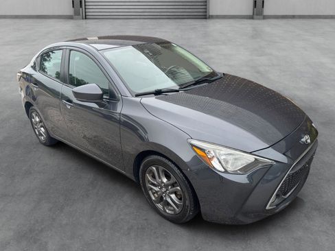 Used 2019 Toyota Yaris LE FWD image 28