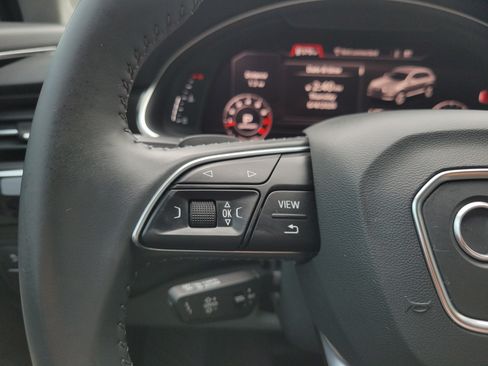 Used 2017 Audi Q7 3.0T Prestige AWD/4WD image 29