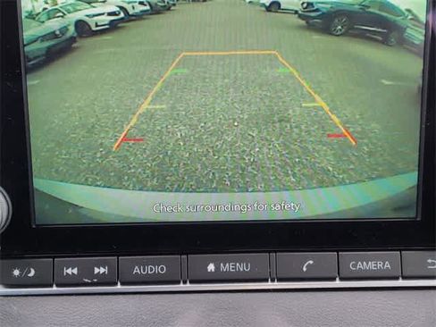 Used 2024 Nissan Sentra SV image 28