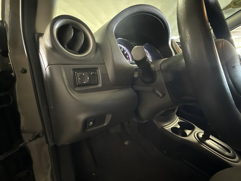 Used 2012 Nissan Versa SV w/ Convenience Pkg FWD image 14