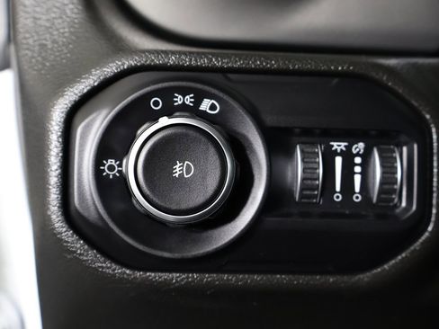 Used 2022 Jeep Wrangler Unlimited Willys image 31