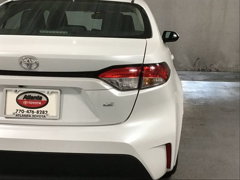 Certified 2024 Toyota Corolla LE FWD image 10