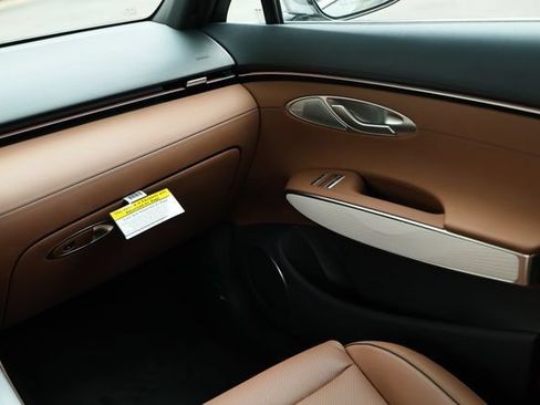 New 2026 Genesis GV70 2.5T Advanced AWD/4WD image 30