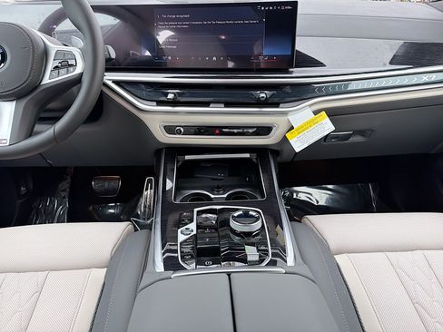 New 2027 BMW X7 xDrive40i w/ Executive Package AWD/4WD image 19