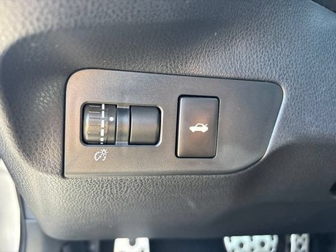 Used 2018 Subaru BRZ Limited w/ Popular Package #3 RWD image 17