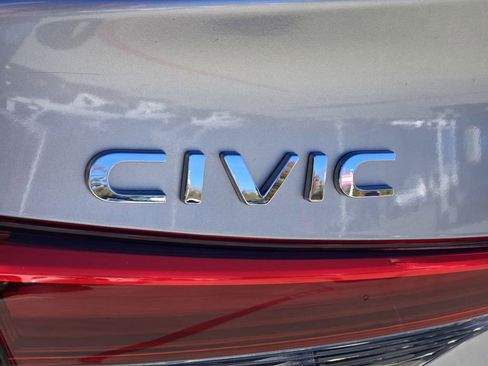 Certified 2024 Honda Civic Sport image 11