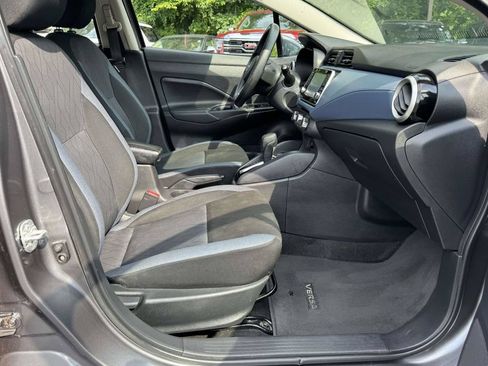 Used 2024 Nissan Versa SV FWD image 15