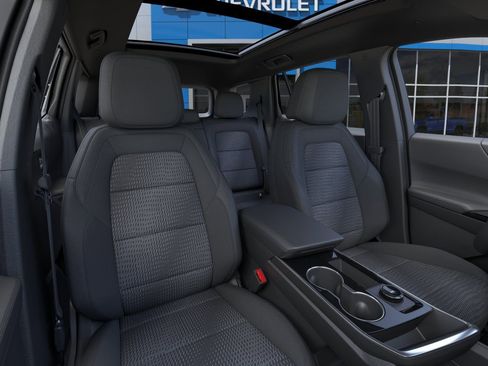 New 2026 Chevrolet Equinox LT AWD/4WD image 16