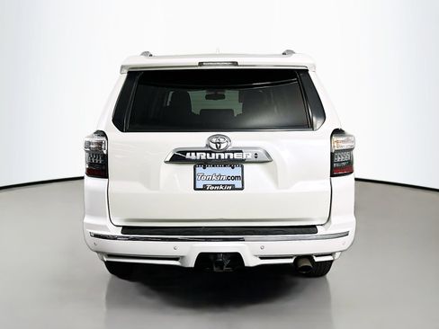 Used 2016 Toyota 4Runner Limited AWD/4WD image 7