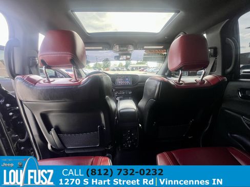 Used 2024 Dodge Durango SRT AWD/4WD image 13