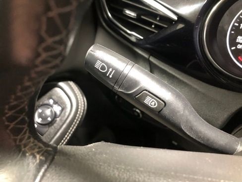 Used 2021 Buick Encore GX Select image 21