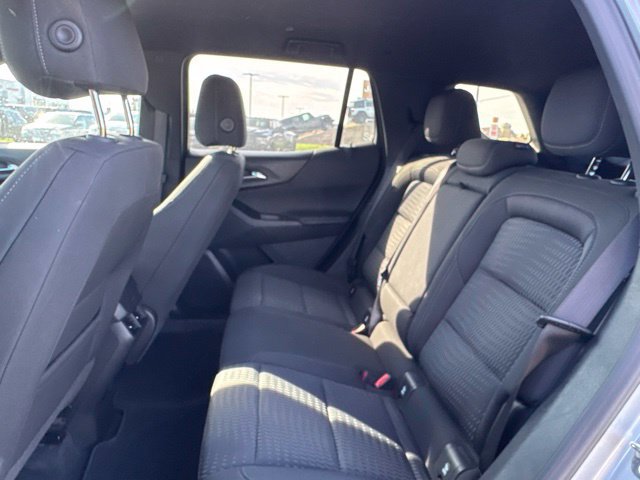 Used 2025 Chevrolet Equinox LT FWD image 7
