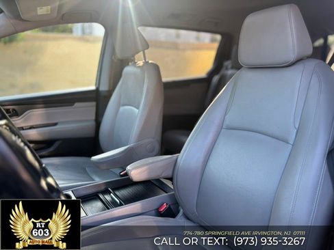 Used 2019 Honda Odyssey EX-L image 16