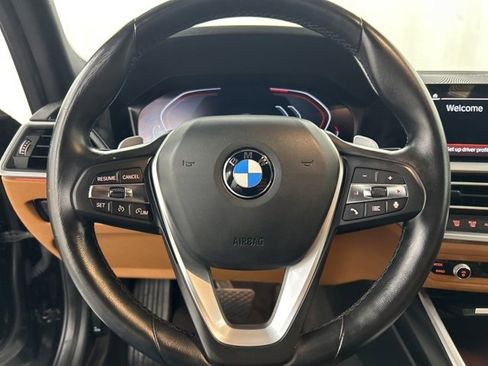 Used 2022 BMW 330i xDrive Sedan w/ Driving Assistance Package image 11