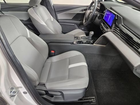 Used 2025 Toyota Camry SE w/ Multimedia Upgrade Package FWD image 22