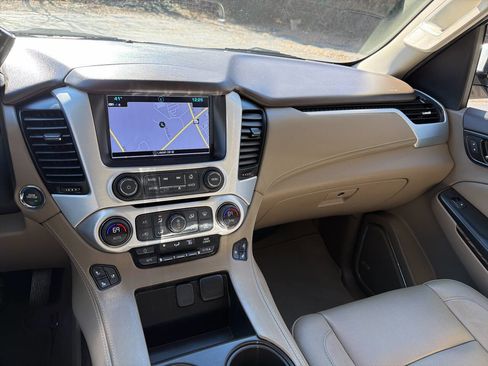 Used 2019 GMC Yukon SLT w/ Open Road Package image 34