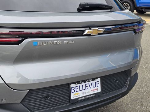 New 2026 Chevrolet Equinox EV LT AWD/4WD image 14