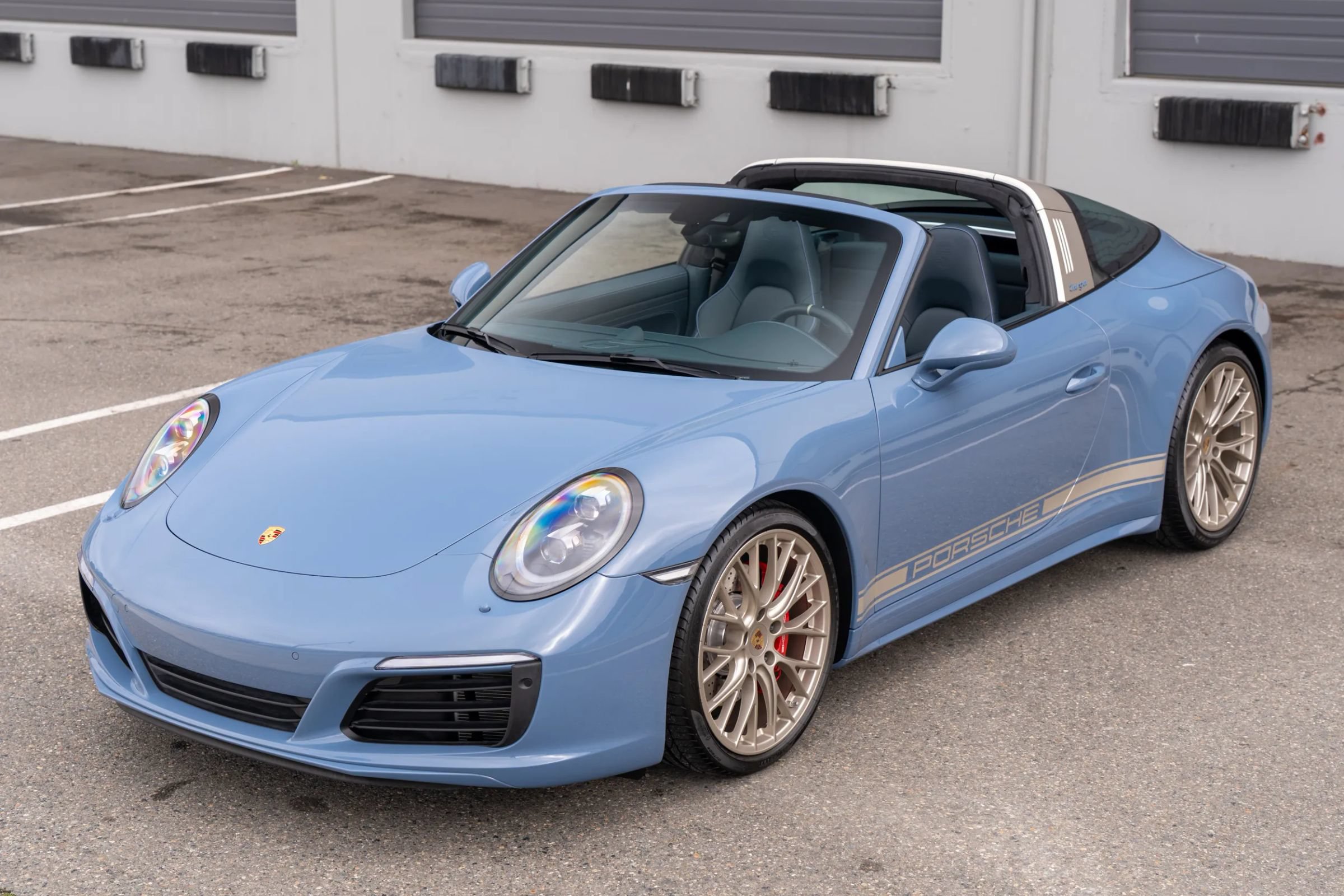 Used 2017 Porsche 911 Targa 4S AWD/4WD image 1