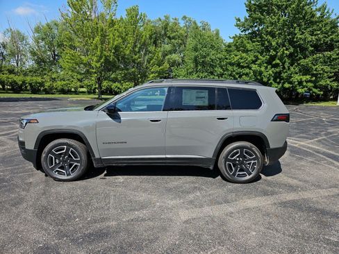 New 2026 Jeep Cherokee Laredo AWD/4WD image 2