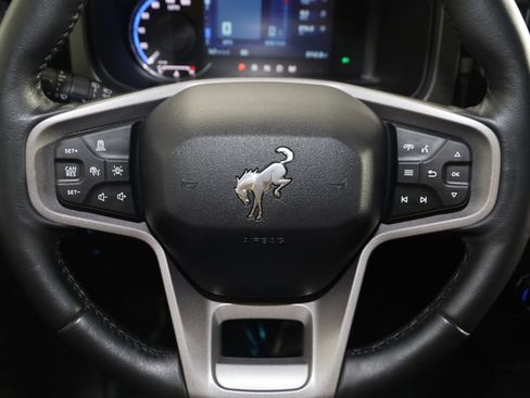 Used 2024 Ford Bronco Outer Banks image 37