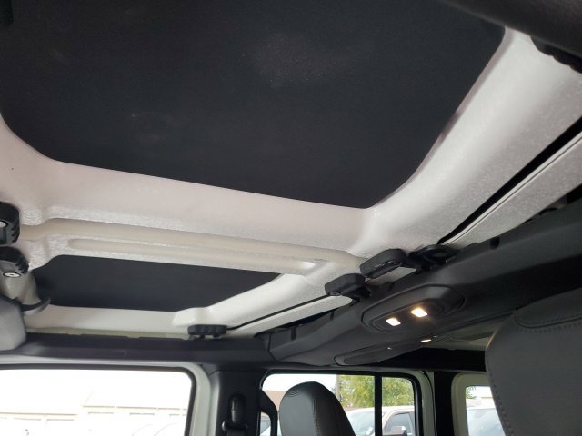 Used 2026 Jeep Wrangler Unlimited Rubicon 392 w/ Quick Order Package 27X Moab AWD/4WD image 15