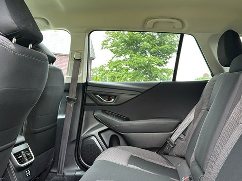 Certified 2024 Subaru Outback Premium AWD/4WD image 22