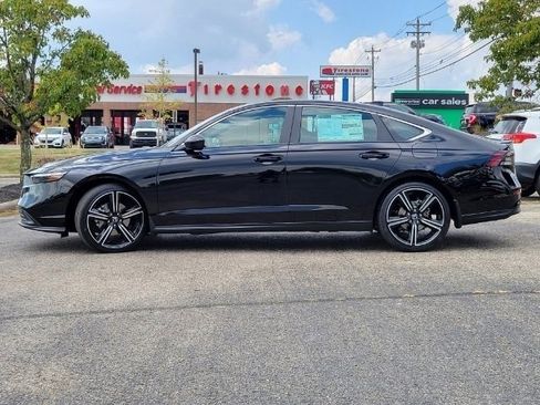 Used 2024 Honda Accord Sport image 26