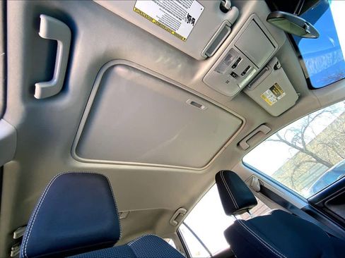 Used 2018 Toyota RAV4 XLE image 13