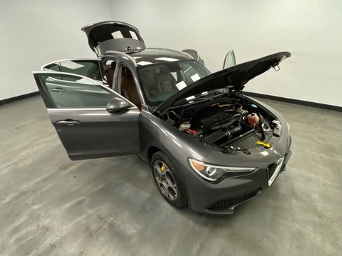 Used 2019 Alfa Romeo Stelvio Ti image 53
