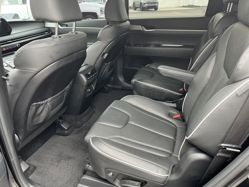 Used 2024 Hyundai Palisade SEL image 18