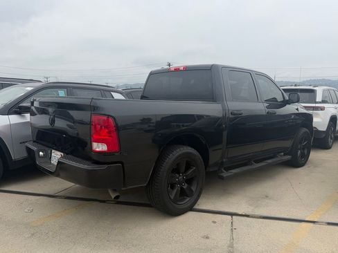 Used 2018 RAM 1500 Express w/ Black Ram 1500 Express Group image 5
