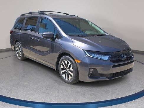 New 2026 Honda Odyssey EX-L image 3