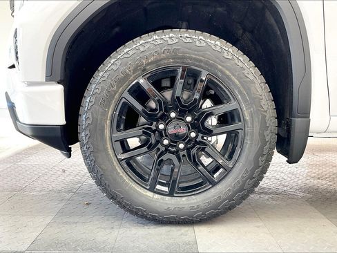 New 2026 GMC Sierra 1500 Elevation w/ X31 Off-Road Package image 14