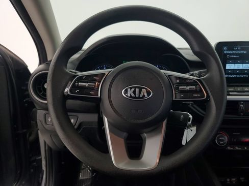 Used 2019 Kia Forte LXS FWD image 13