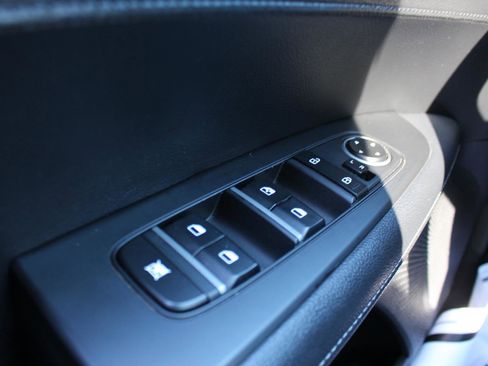 Used 2023 Kia Forte GT-Line w/ GT-Line Premium Package image 27