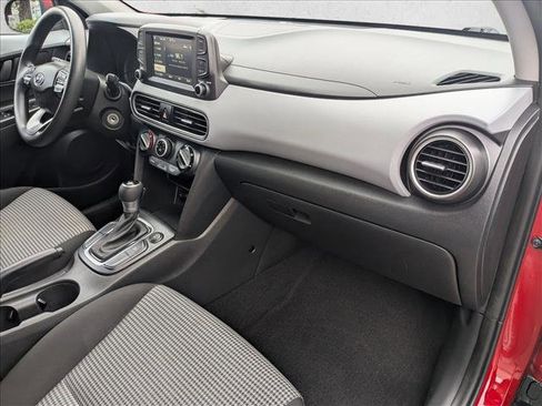 Used 2019 Hyundai Kona SE image 20