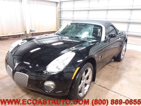 Used 2006 Pontiac Solstice Convertible w/ Premium Package image 4