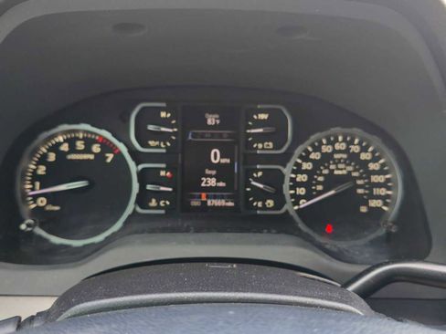 Used 2019 Toyota Tundra SR5 w/ TRD Off Road Package image 10