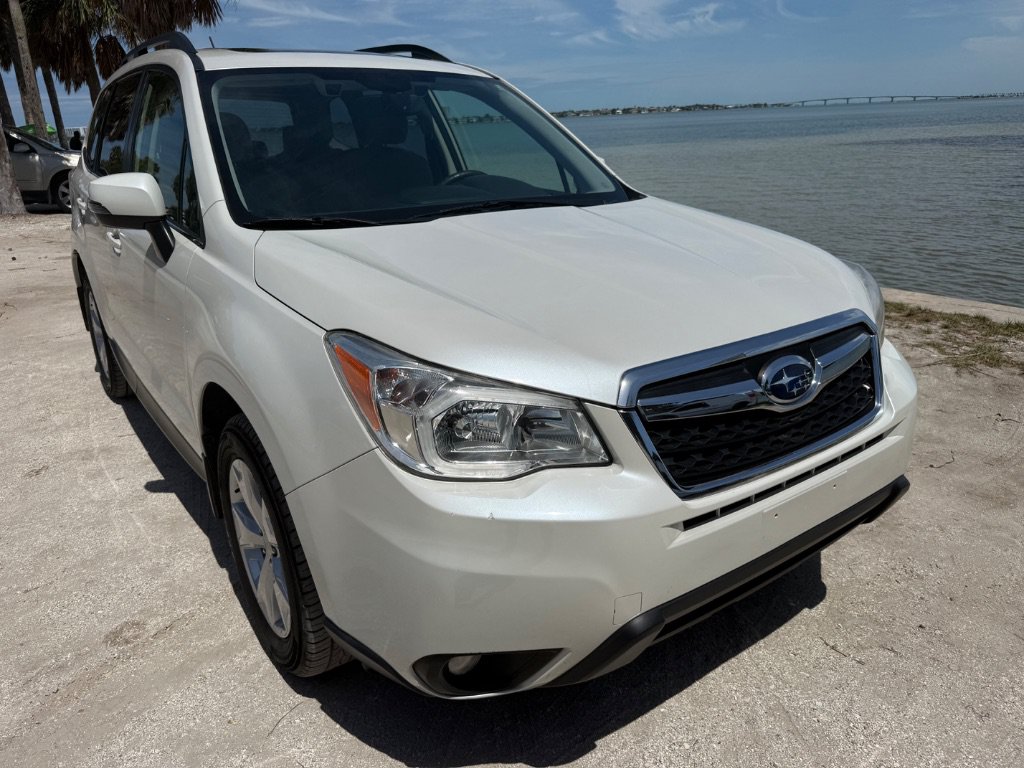 Used 2014 Subaru Forester 2.5i Touring AWD/4WD image 11