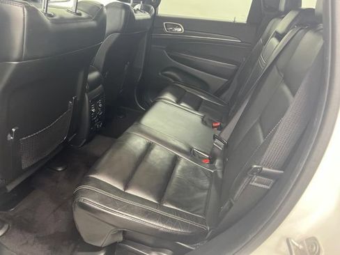 Used 2017 Jeep Grand Cherokee Limited AWD/4WD image 11