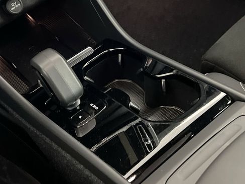 Certified 2023 Volvo C40 P8 Recharge Ultimate image 22