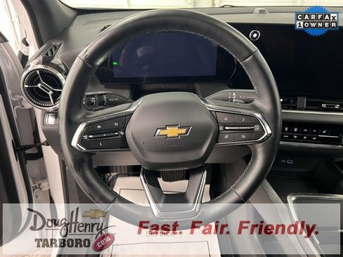 Used 2025 Chevrolet Equinox LT image 42