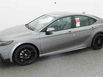 New 2026 Toyota Camry SE w/ Convenience Package